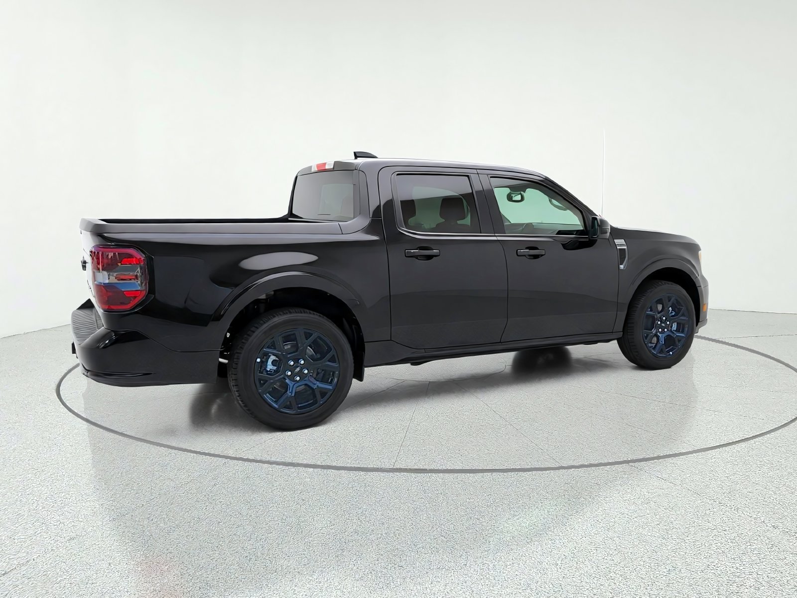 New 2026 Ford Maverick Lobo AWD/4WD image 9