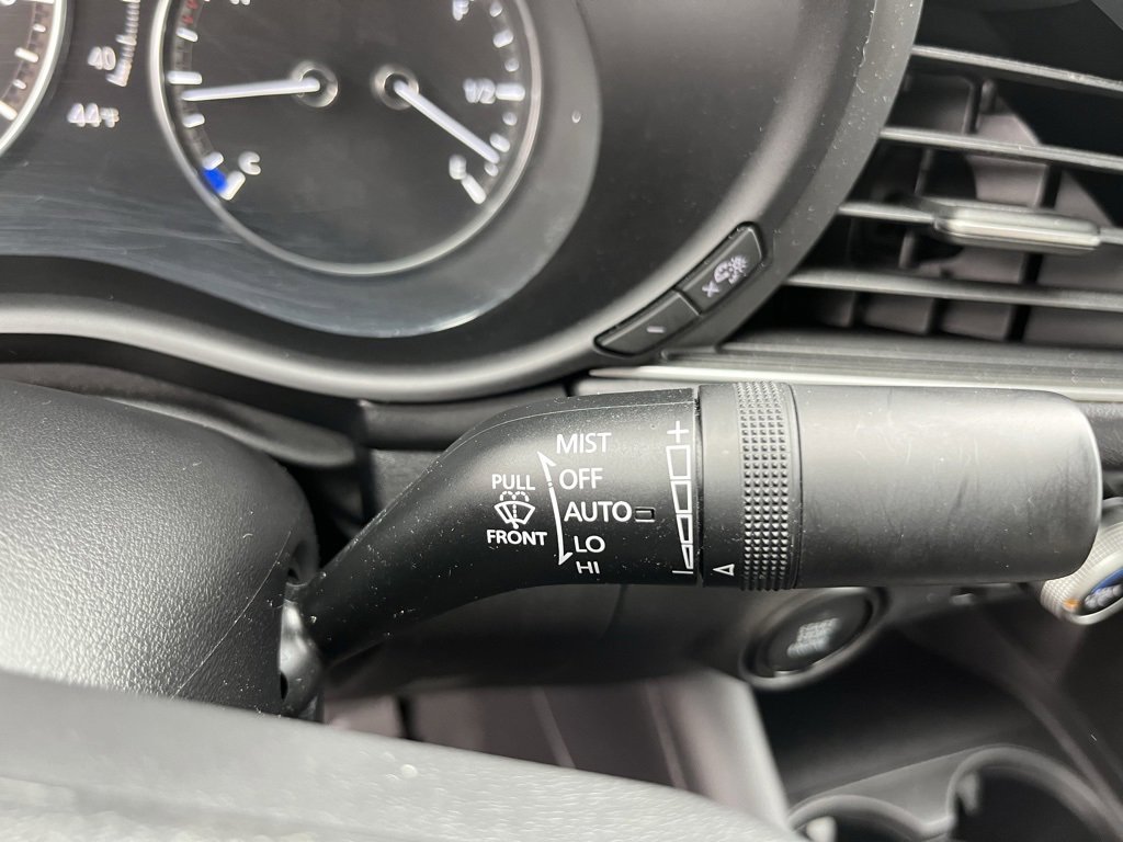 Used 2022 MAZDA MAZDA3 s image 23