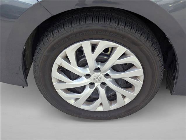 Used 2019 Toyota Corolla LE FWD image 5