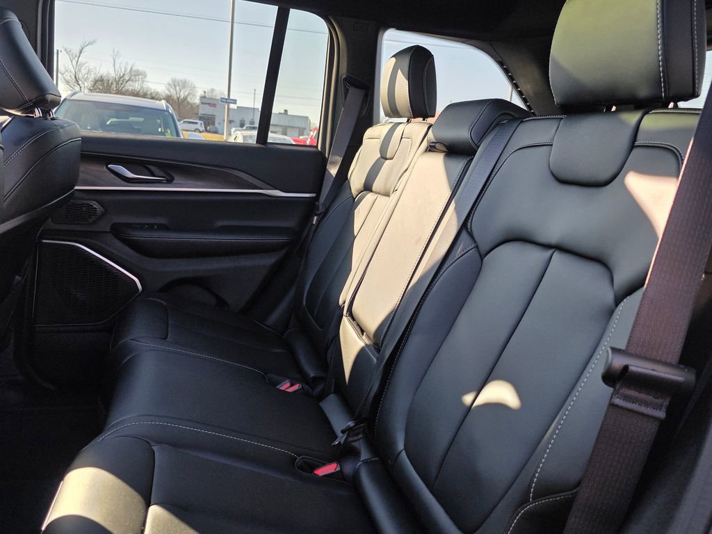 New 2026 Jeep Grand Cherokee Limited image 29