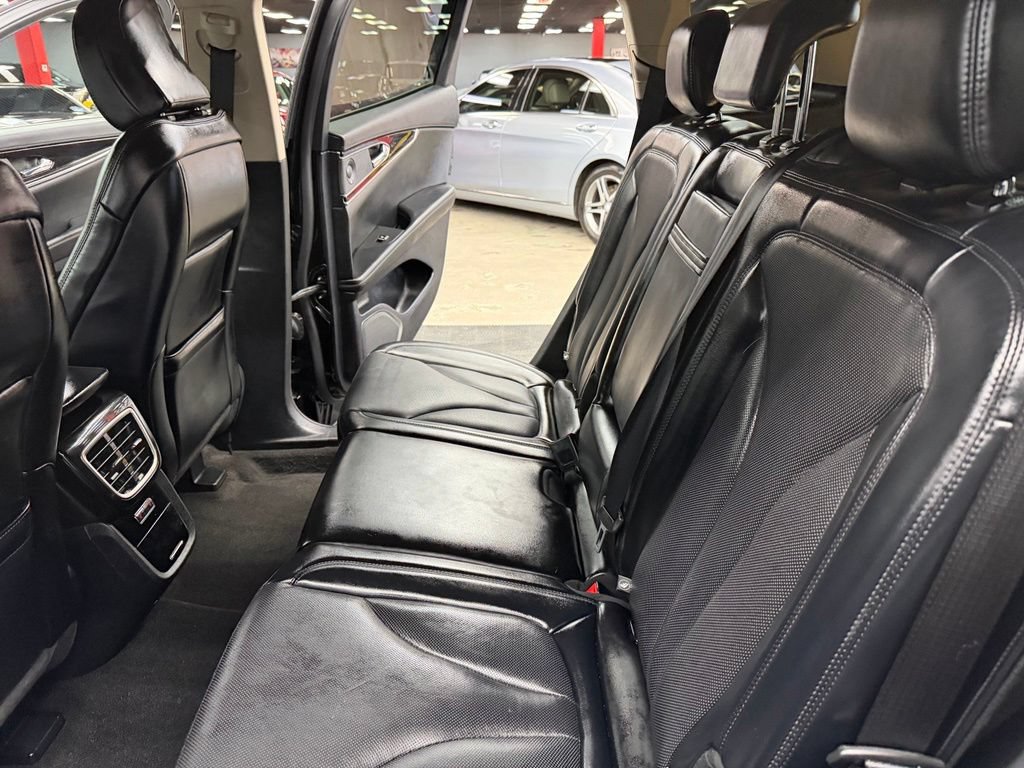 Used 2021 Lincoln Nautilus Reserve FWD image 38