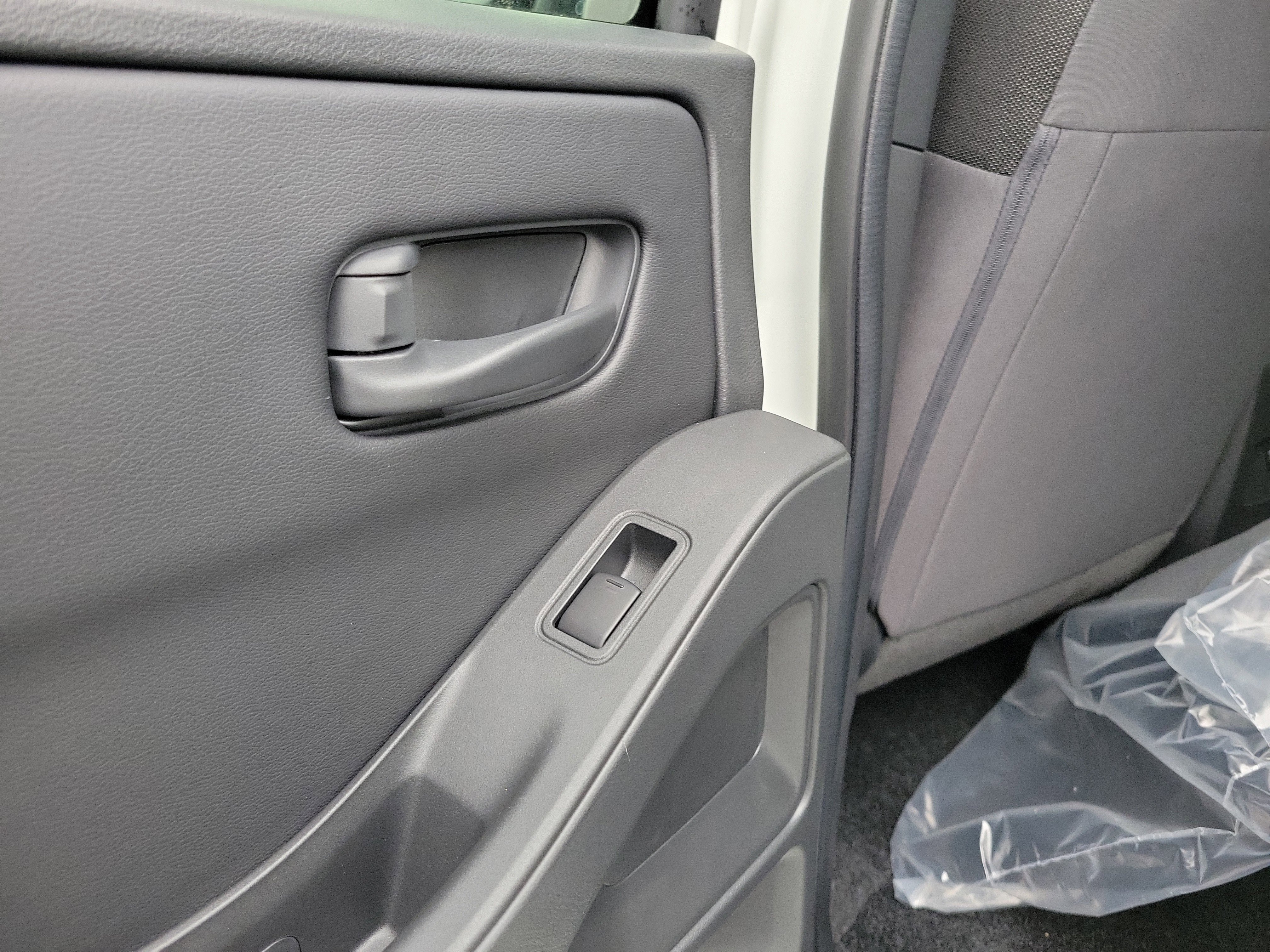 New 2026 Nissan Frontier SV image 13