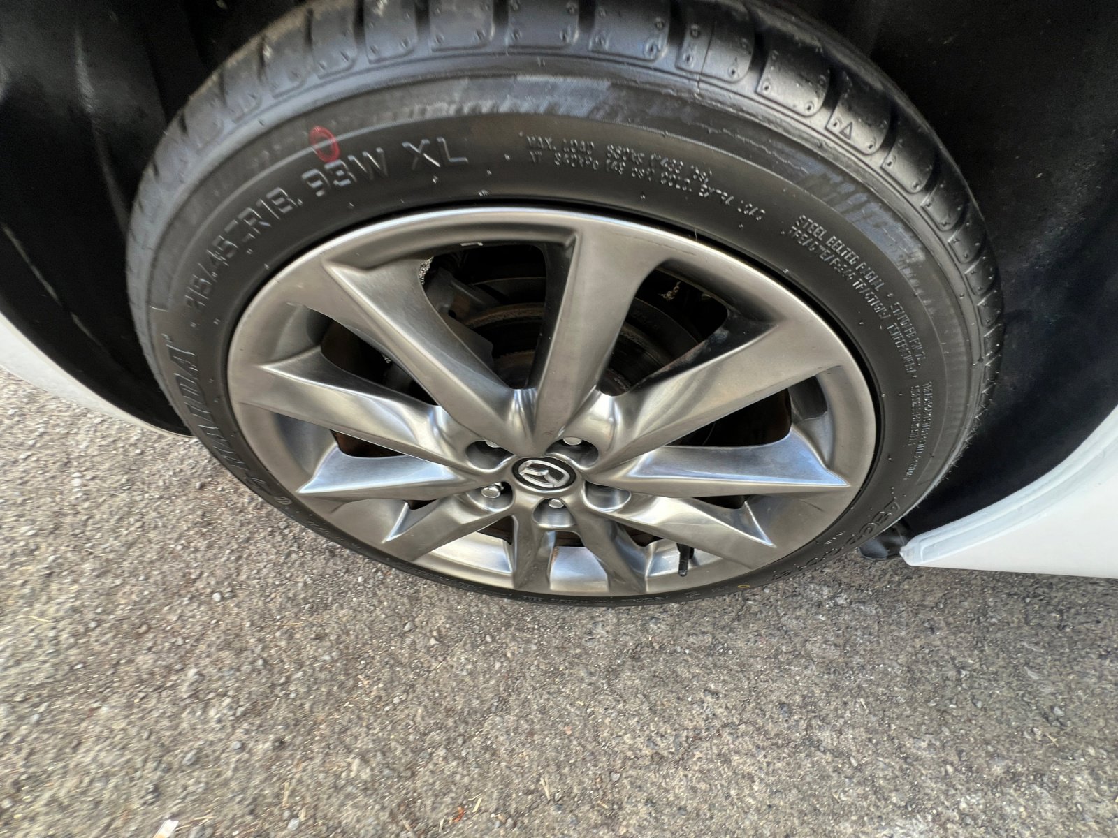 Used 2018 MAZDA MAZDA3 Touring image 31