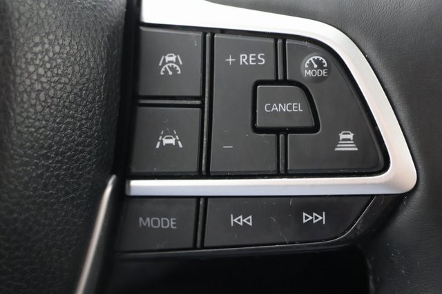 Used 2024 Toyota Grand Highlander Limited image 12