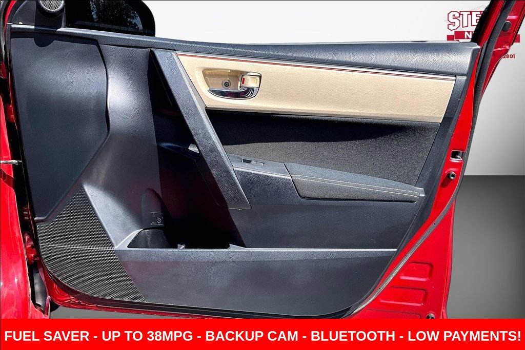 Used 2015 Toyota Corolla LE image 25