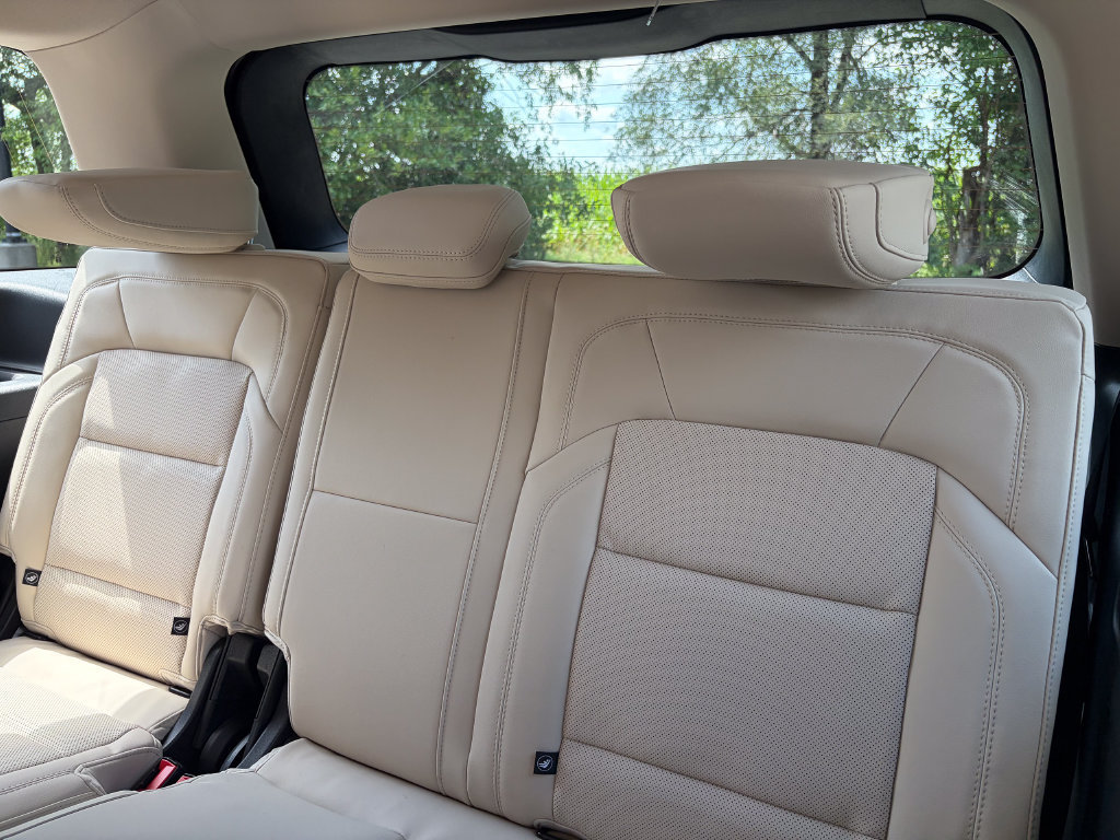 New 2027 Lincoln Navigator Premiere AWD/4WD image 21