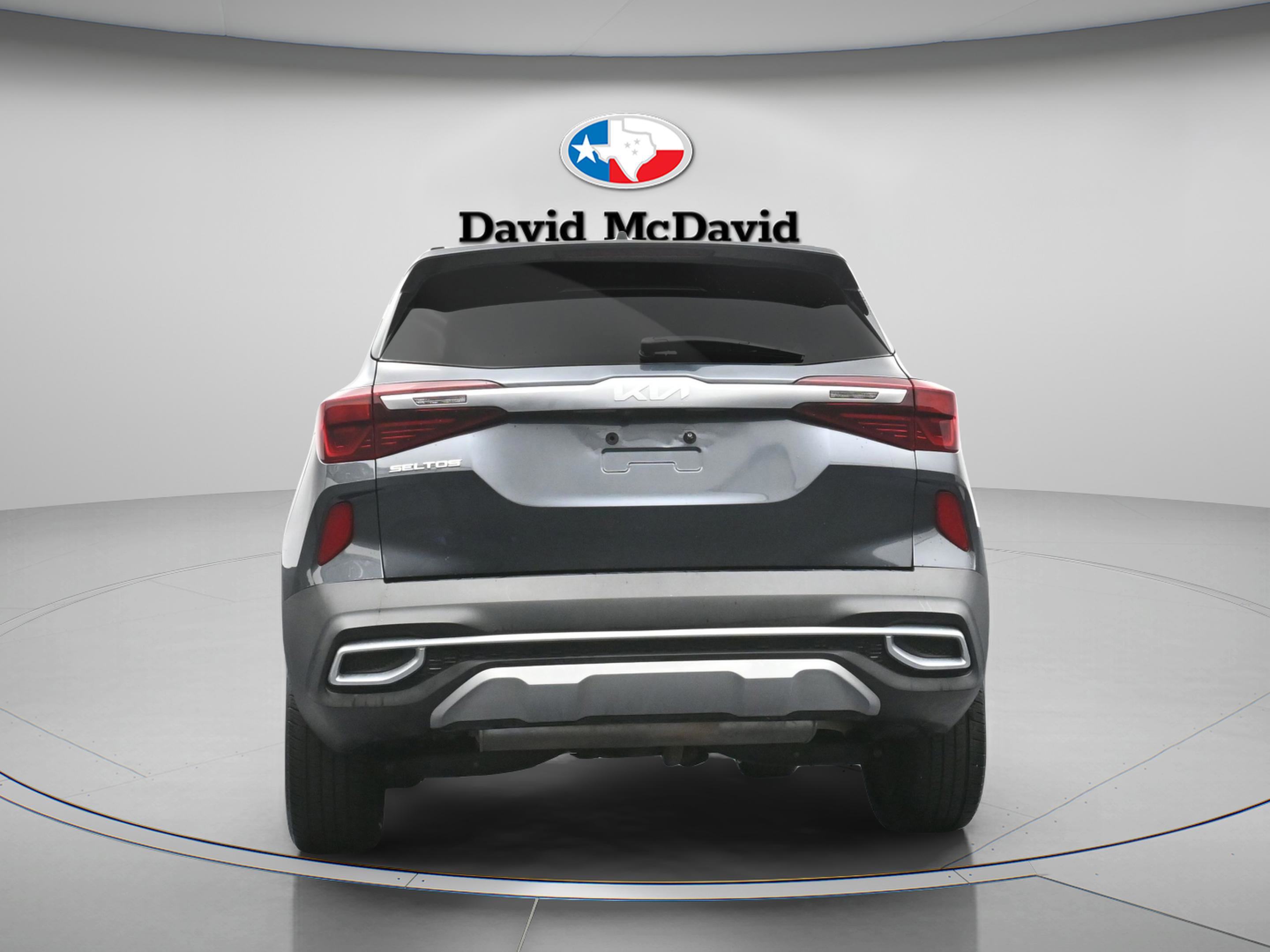 Used 2022 Kia Seltos EX image 12