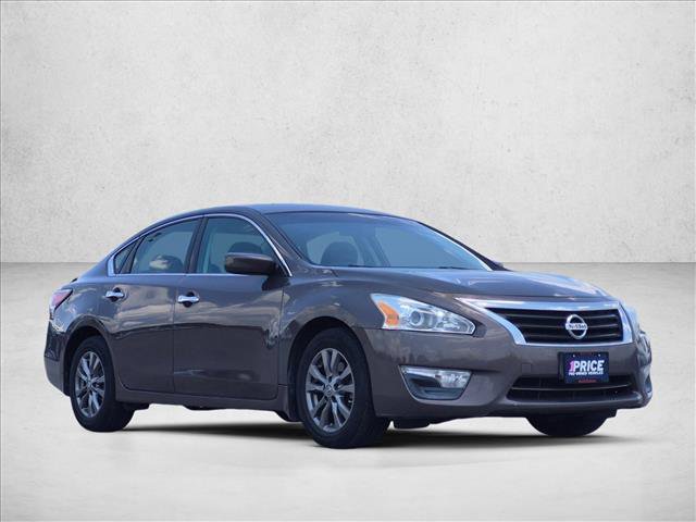 Used 2015 Nissan Altima 2.5 S w/ Special Edition Package FWD image 3