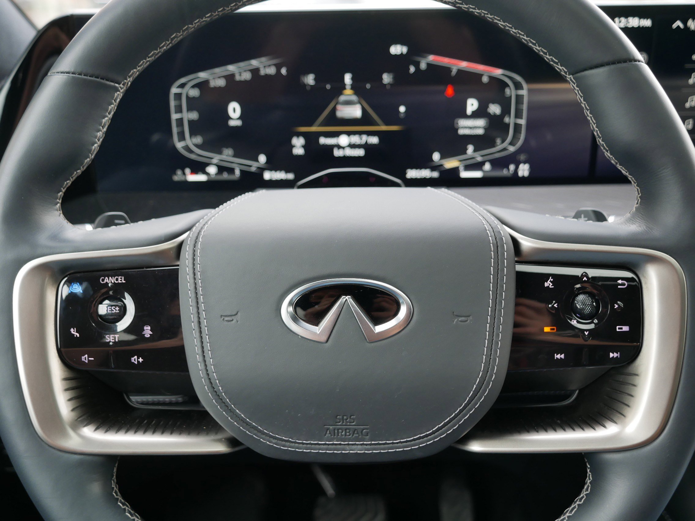 Certified 2025 INFINITI QX80 Autograph image 25