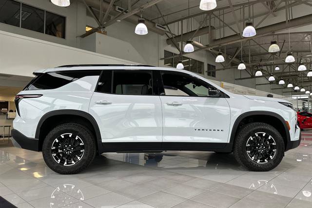 New 2026 Chevrolet Traverse Z71 image 3