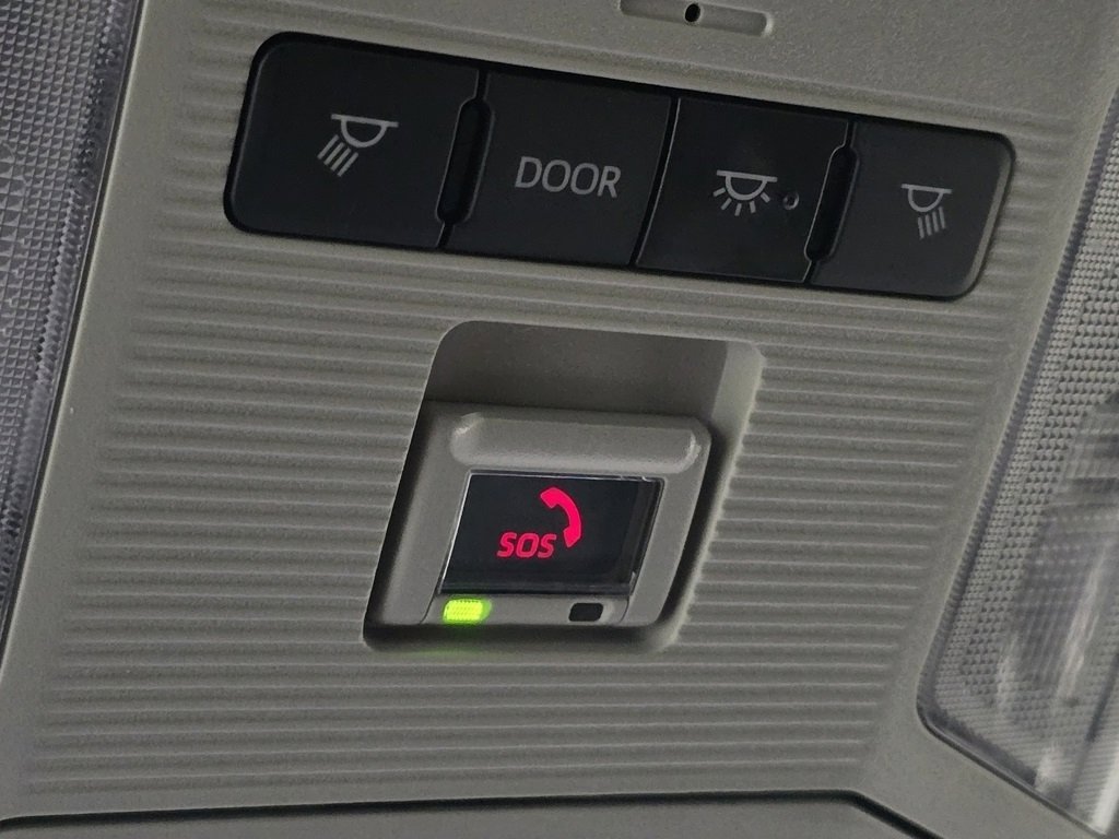 Certified 2024 Toyota RAV4 XLE image 31