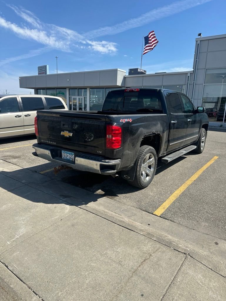Used 2015 Chevrolet Silverado 1500 LTZ w/ LTZ Plus Package AWD/4WD image 2