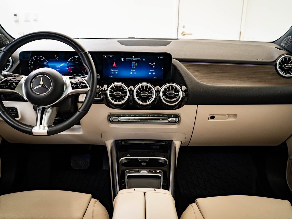 Certified 2025 Mercedes-Benz GLA 250 4MATIC image 30