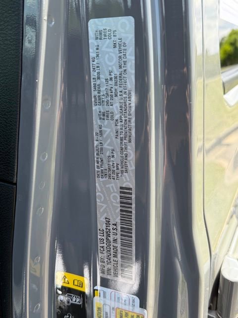 Used 2023 Jeep Wrangler Unlimited Sport w/ Sun And Sound Package AWD/4WD image 33