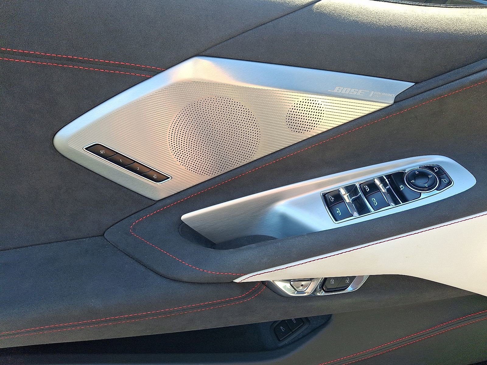 Used 2023 Chevrolet Corvette Stingray Premium Conv w/ Z51 Performance Package image 13