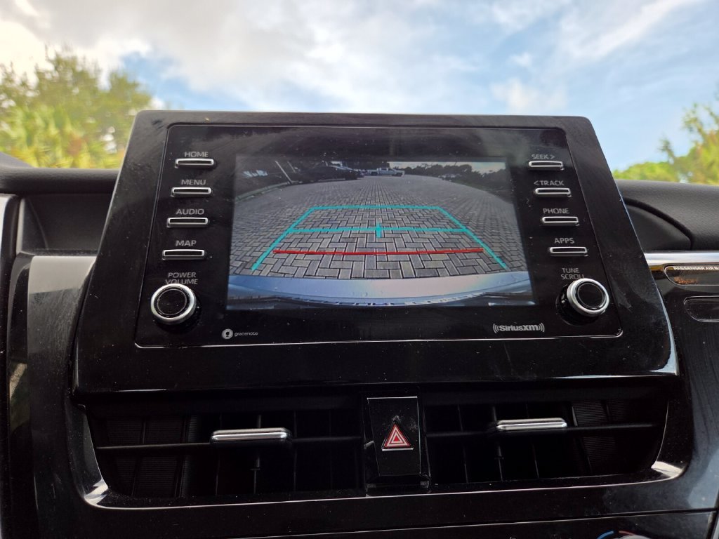 Certified 2021 Toyota Camry LE FWD image 32