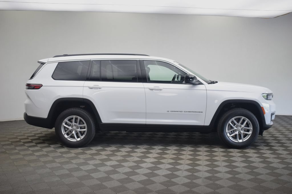 New 2026 Jeep Grand Cherokee L Laredo AWD/4WD image 3