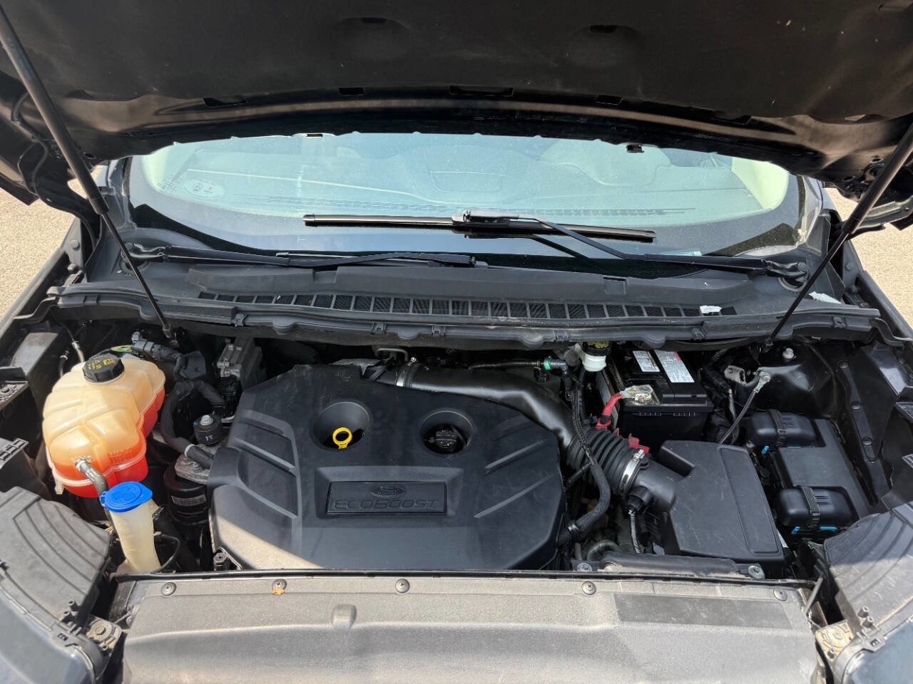 Used 2016 Ford Edge SE image 34