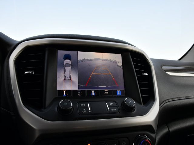 Used 2023 GMC Acadia SLT w/ Technology Package FWD image 19