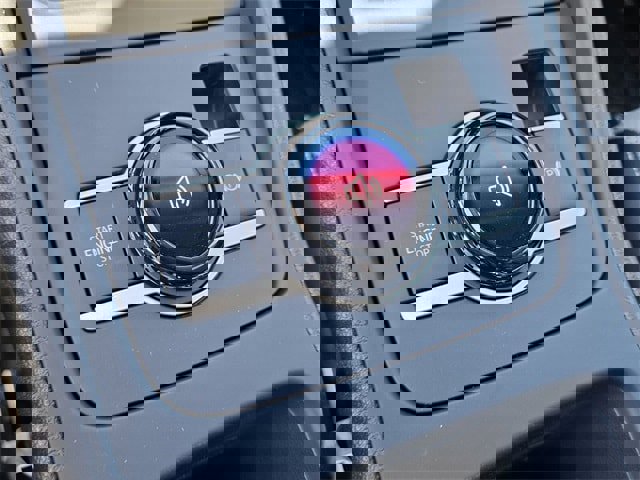 New 2026 Volkswagen Tiguan SE image 23