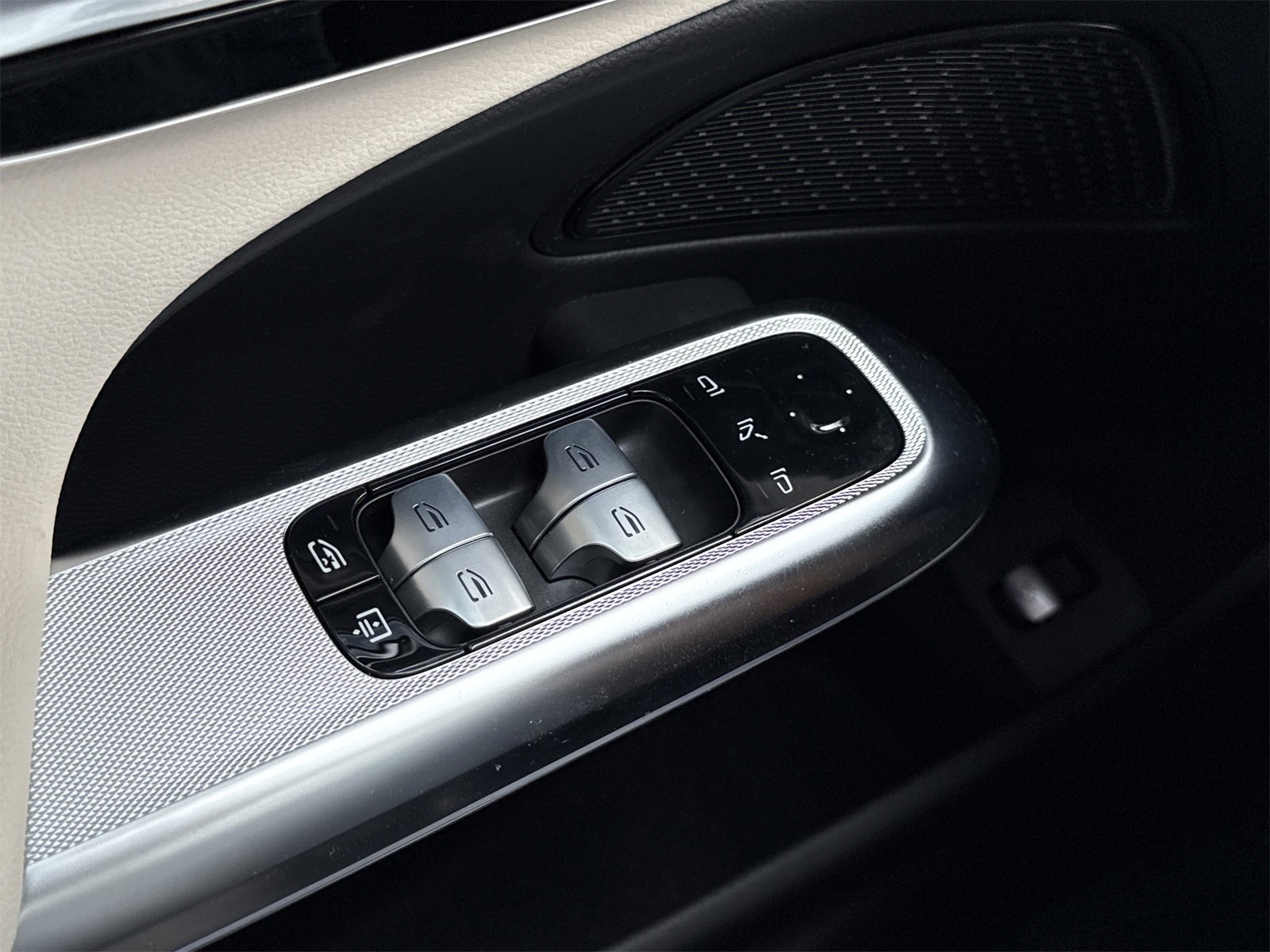 New 2026 Mercedes-Benz E 350 Sedan image 16