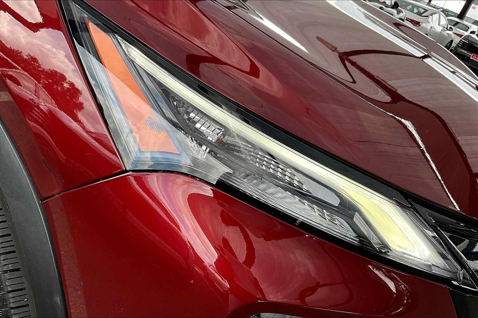 Used 2024 Nissan Rogue SL FWD image 27