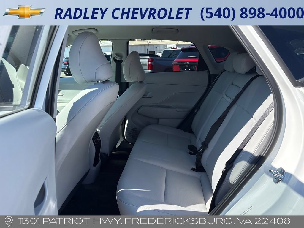 Used 2025 Hyundai Kona SEL FWD image 12