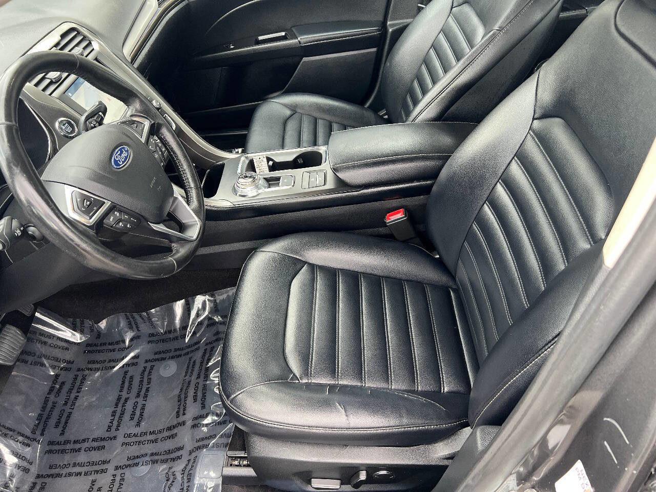 Used 2019 Ford Fusion SEL FWD image 18
