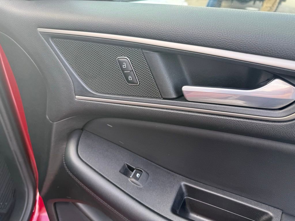 Used 2022 Ford Edge SEL w/ Convenience Package image 31