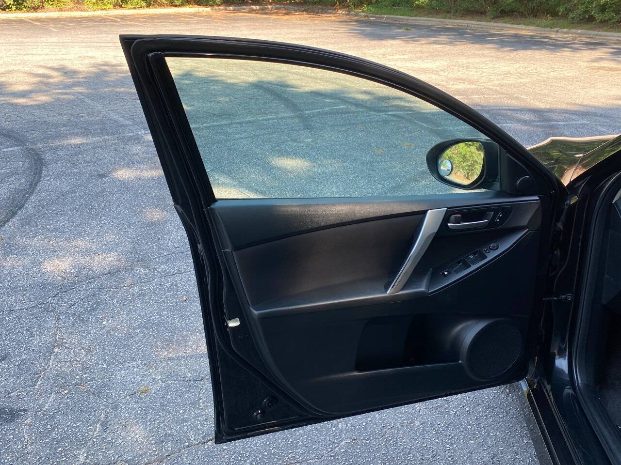 Used 2011 MAZDA MAZDA3 s Sport FWD image 13