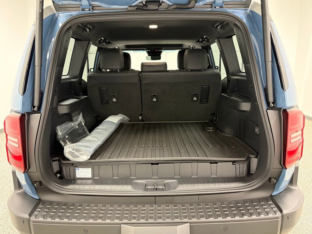 Used 2025 Toyota Land Cruiser w/ Premium Package image 38