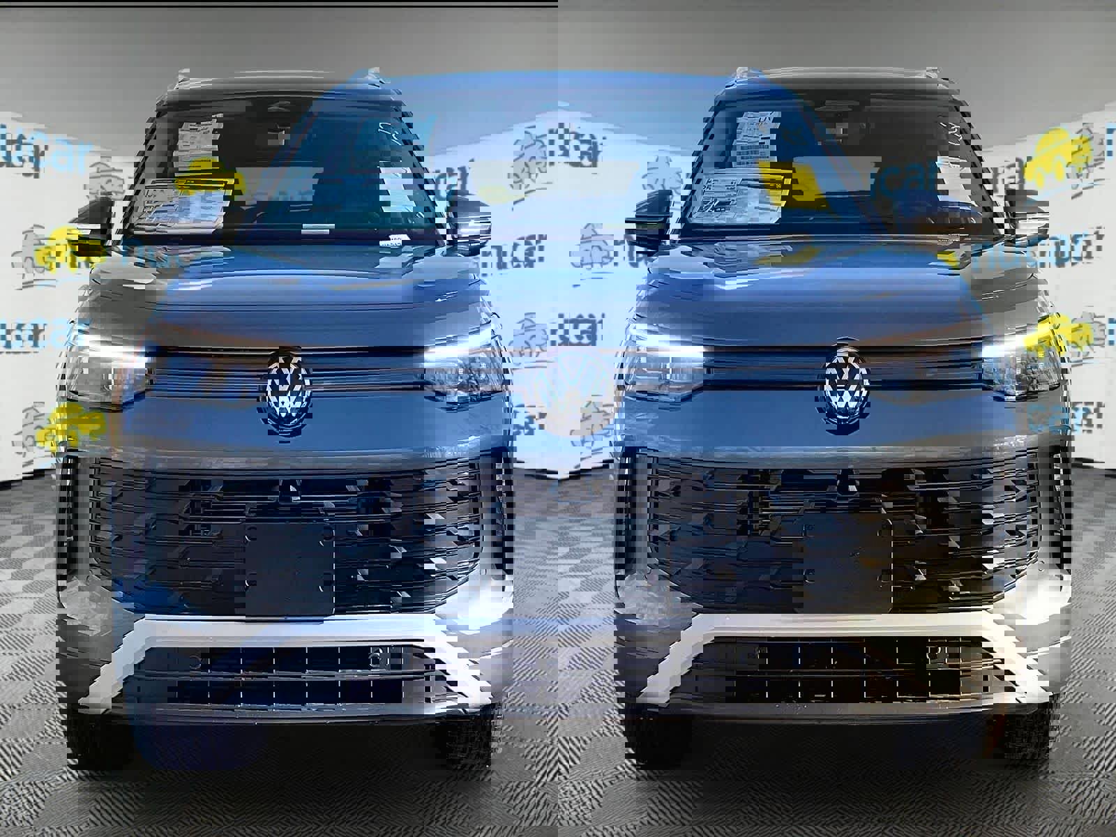 New 2026 Volkswagen Tiguan SE image 3