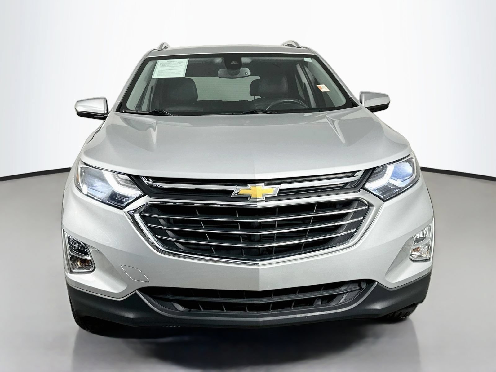 Used 2021 Chevrolet Equinox Premier AWD/4WD image 2