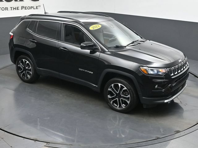 Used 2023 Jeep Compass Limited w/ Sun and Sound Group AWD/4WD image 38