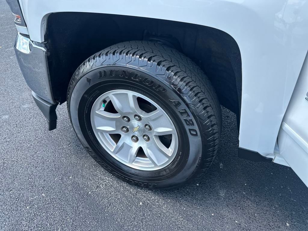 Used 2018 Chevrolet Silverado 1500 LT w/ LT Eassist Package image 34