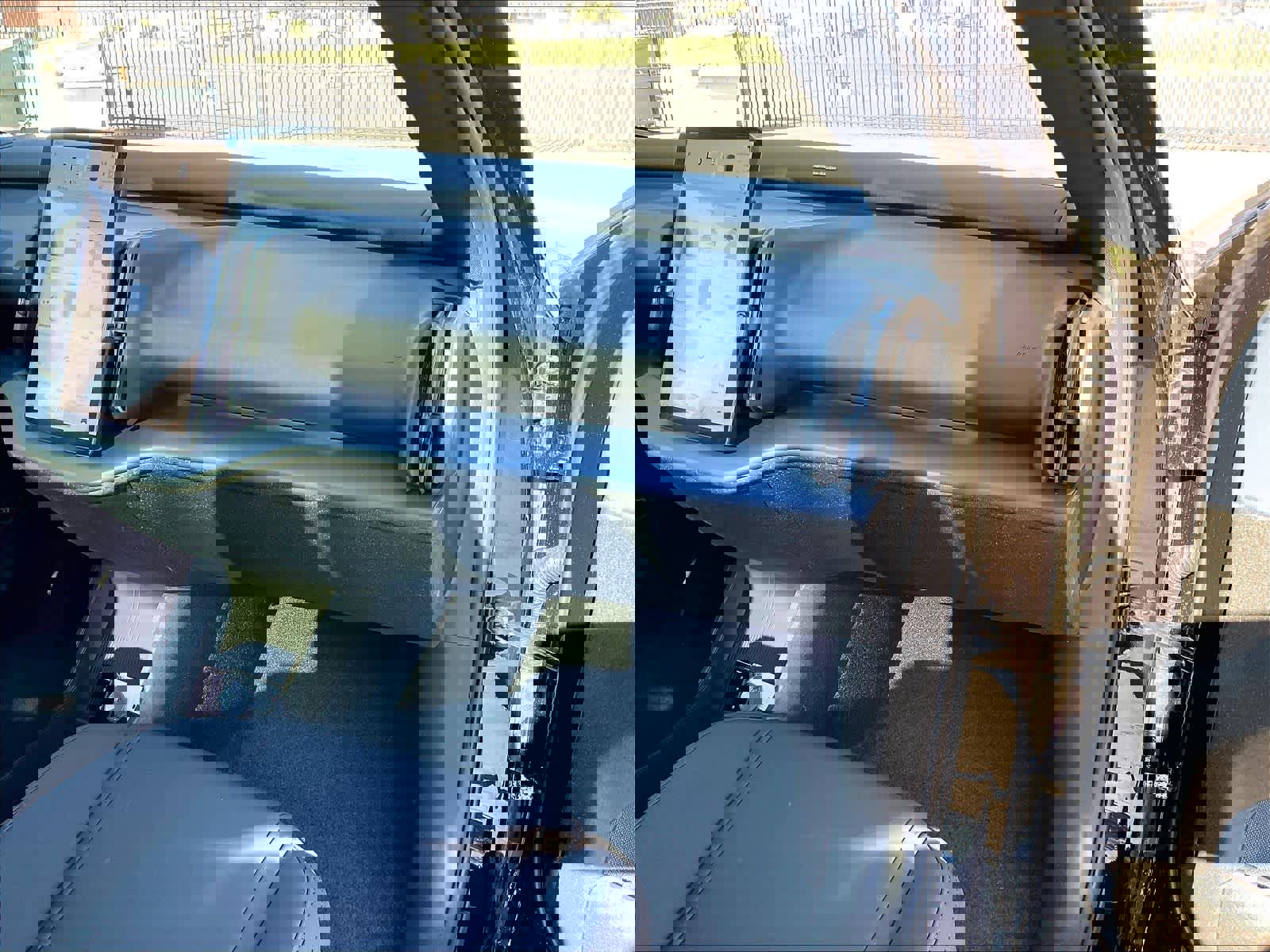 New 2026 Volvo EX30 Cross Country Ultra w/ Protection Package Premier image 28