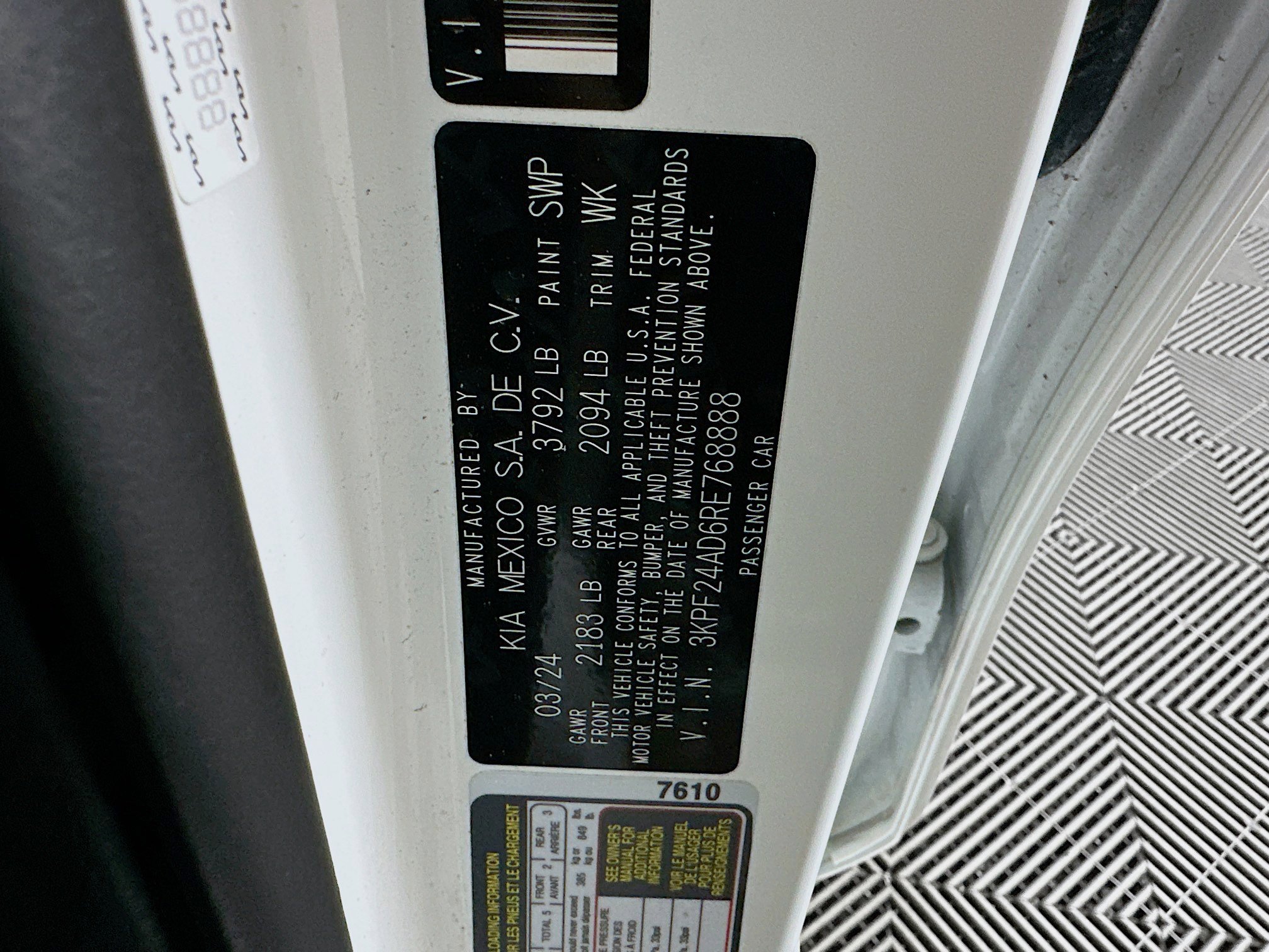 Used 2024 Kia Forte LXS image 12