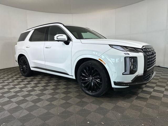Used 2024 Hyundai Palisade Calligraphy image 2