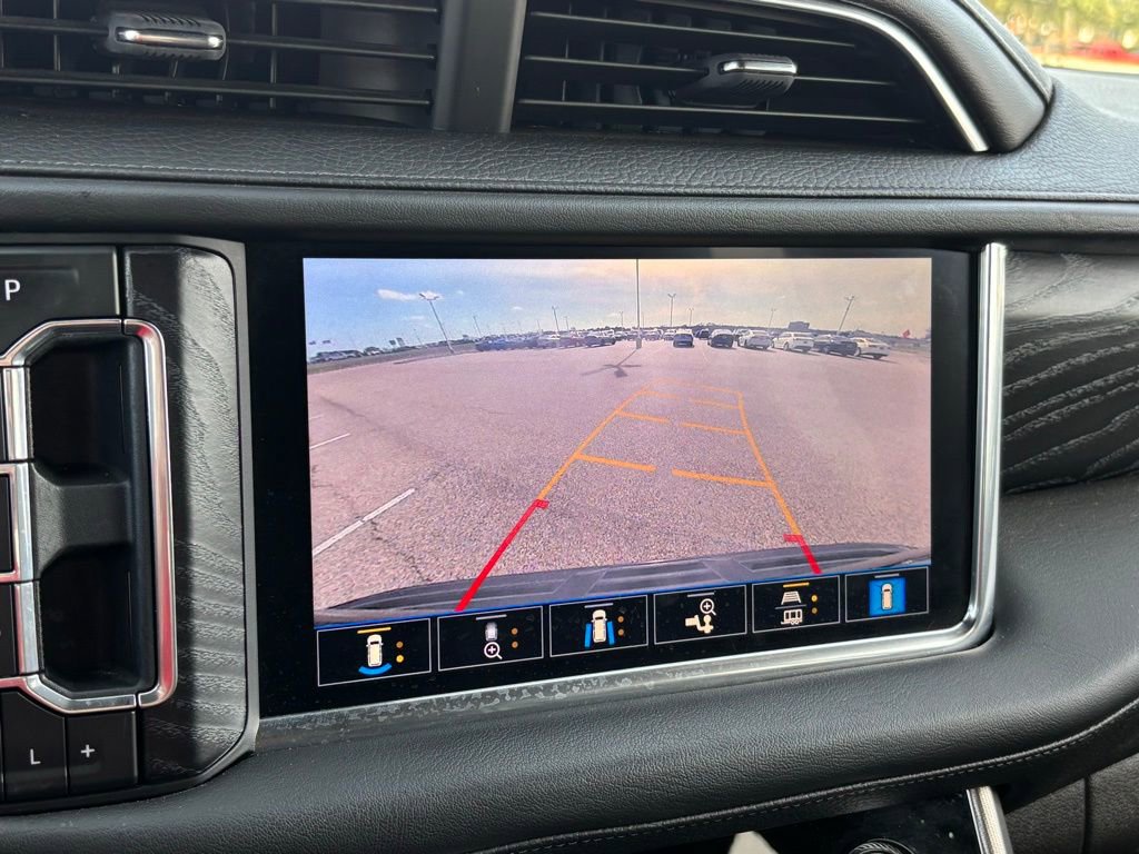 Used 2021 GMC Yukon XL Denali w/ Denali Ultimate Package image 24