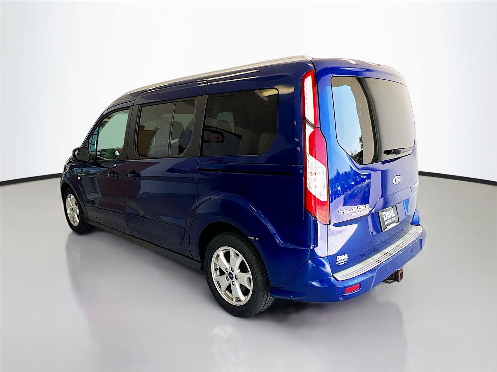 Used 2016 Ford Transit Connect Titanium FWD image 10
