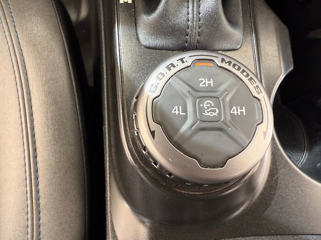 Used 2021 Ford Bronco Black Diamond AWD/4WD image 32