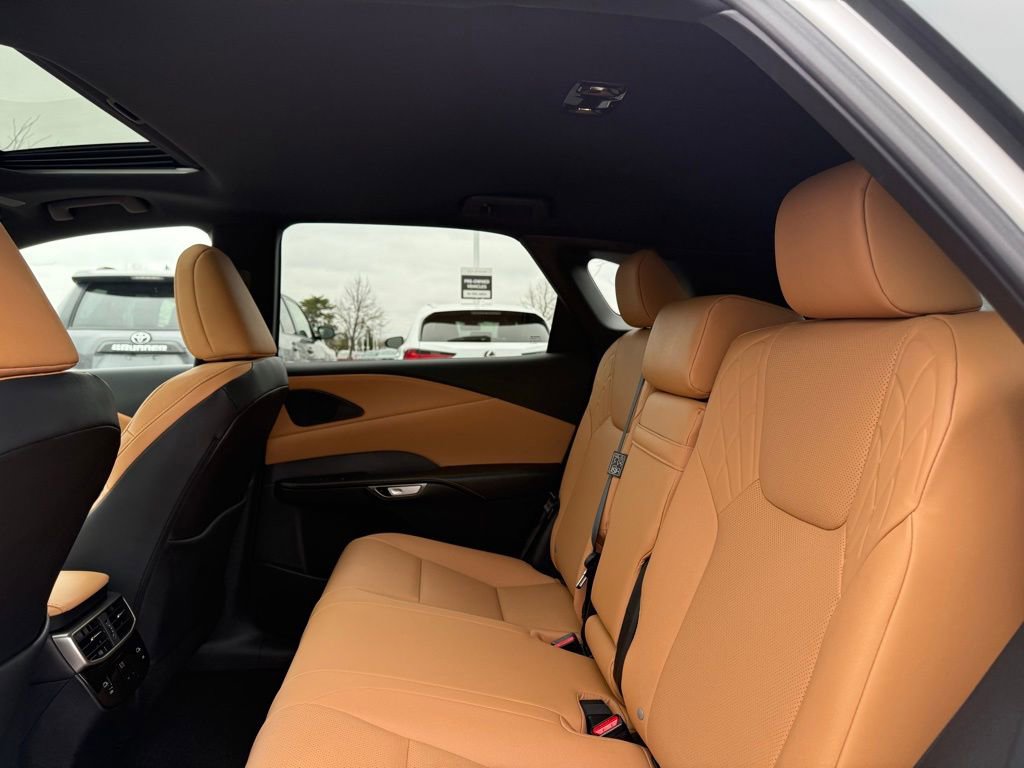 Used 2023 Lexus RX 350 Premium w/ Accessory Package image 14