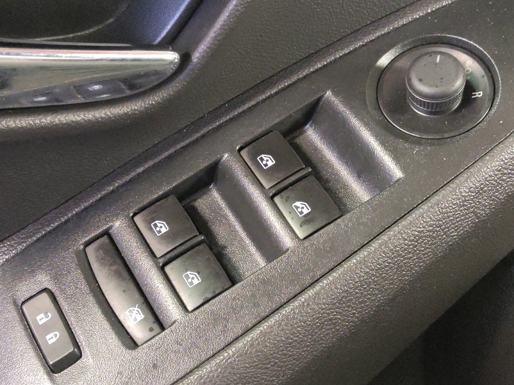 Used 2020 Chevrolet Trax LT image 27