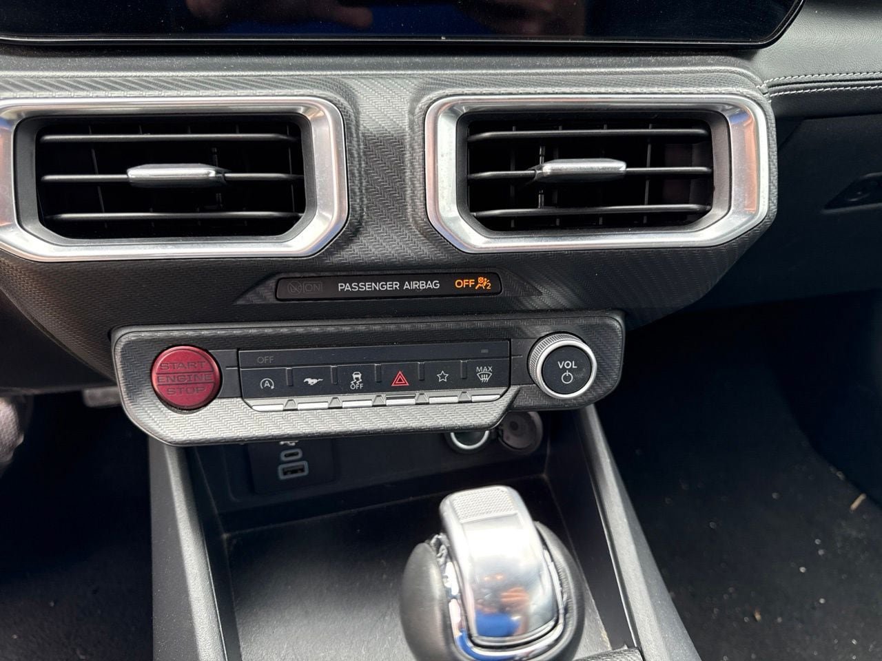 Used 2025 Ford Mustang Premium RWD image 21