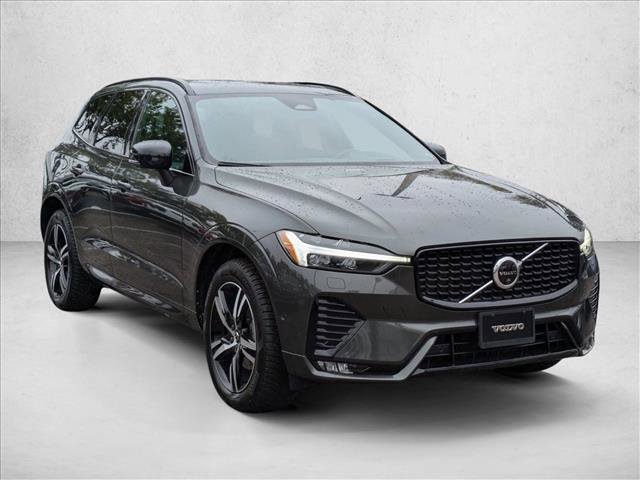Used 2022 Volvo XC60 B5 R-Design image 3
