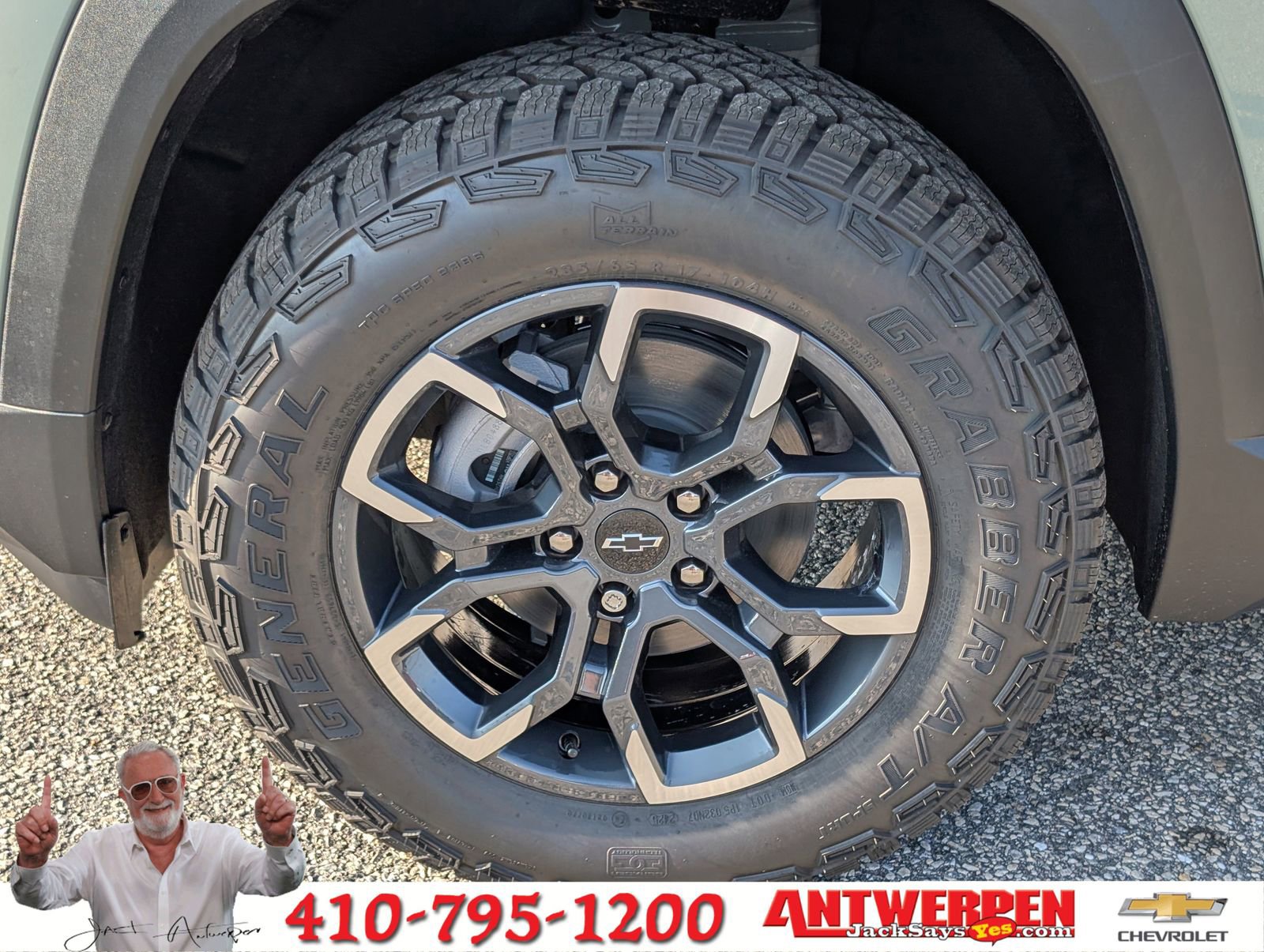 New 2026 Chevrolet Equinox ACTIV w/ Convenience Package III image 9