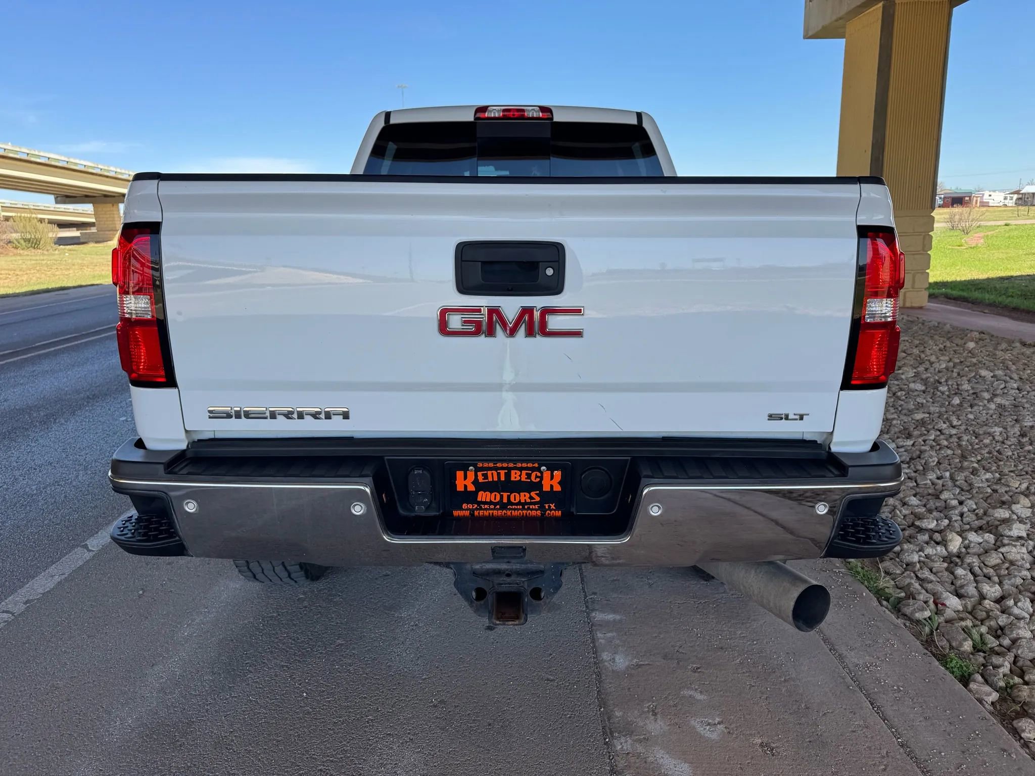 Used 2018 GMC Sierra 3500 SLT w/ Duramax Plus Package image 4