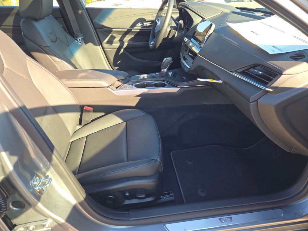 New 2026 Cadillac CT4 Premium Luxury image 5