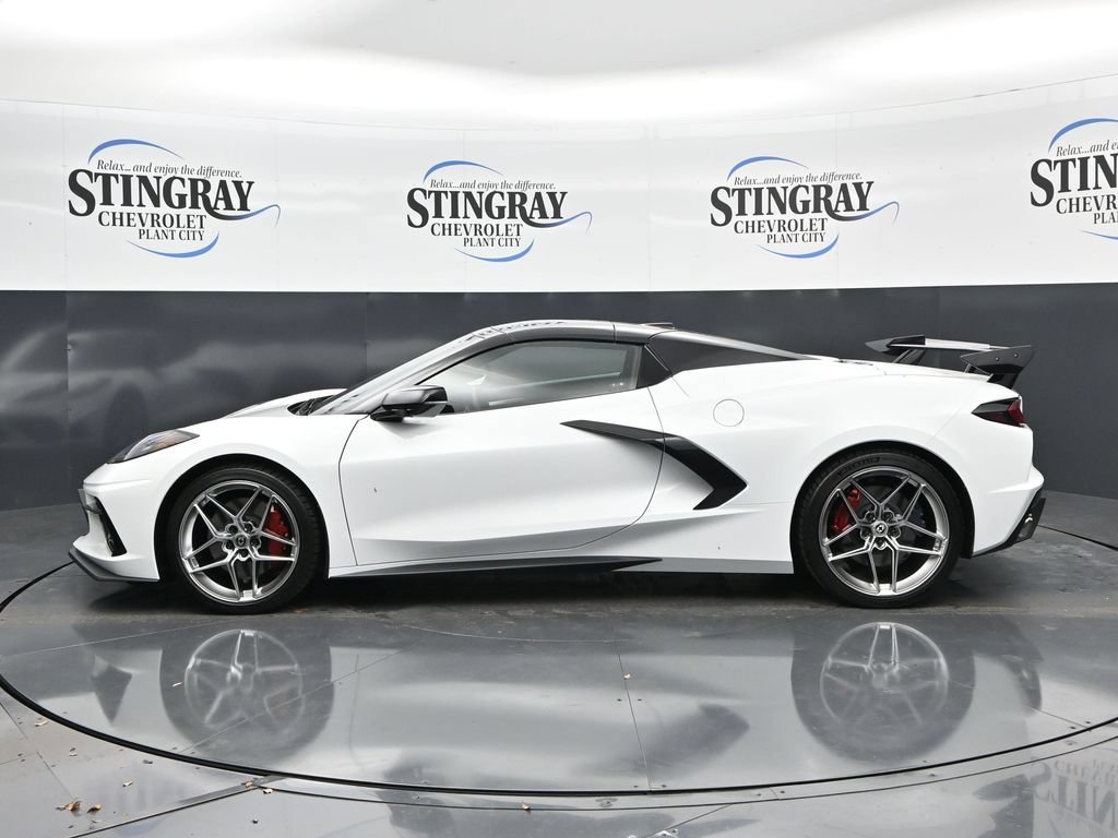 Used 2025 Chevrolet Corvette Stingray Premium Conv w/ Z51 Performance Package RWD image 4
