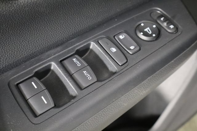 Used 2025 Honda CR-V Sport image 19